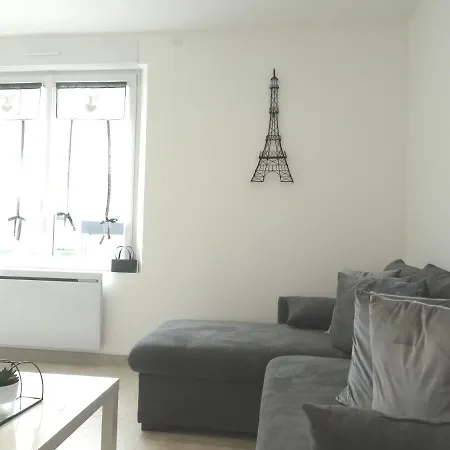 Gite Parislande Proche De Disneyland Reserve Exclusivement Aux Familles Avec Enfants Holiday home *